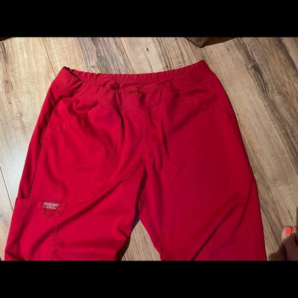 ❤️‍🔥2X HOST PICK ❤️‍🔥 NWOT Cherokee Red Workwear Series scrubs pants - Picture 4 of 9